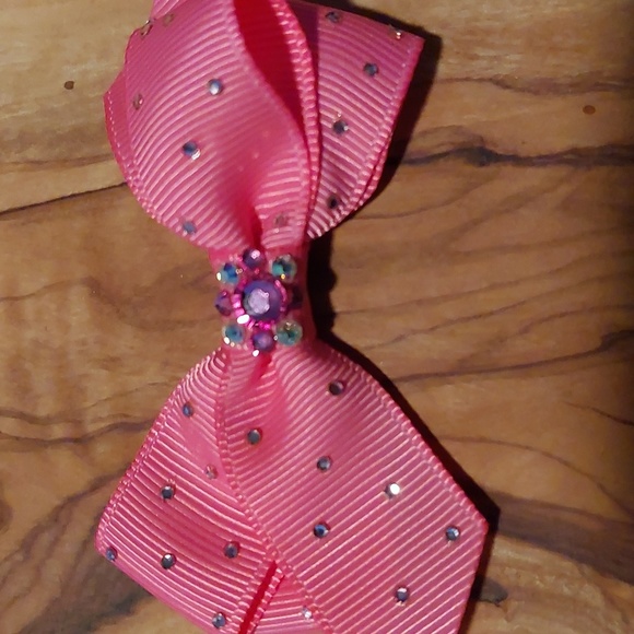 Tarina Tarantino Pink Little Lamb Bow - Picture 5 of 6